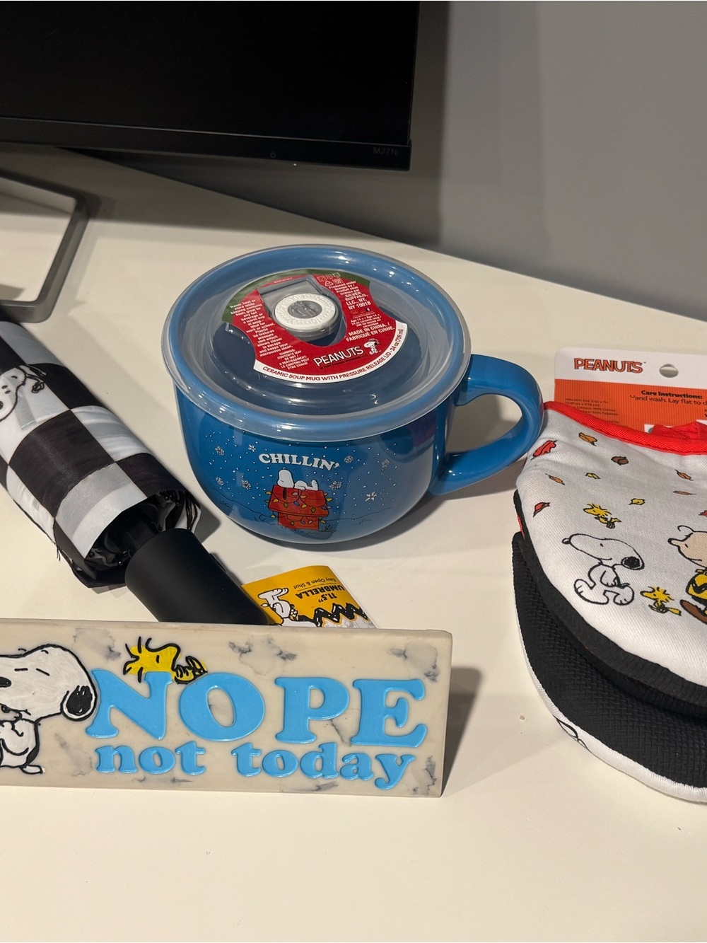 Snoopy / Peanuts items - NEW never used